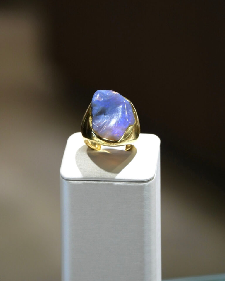 color stone ring