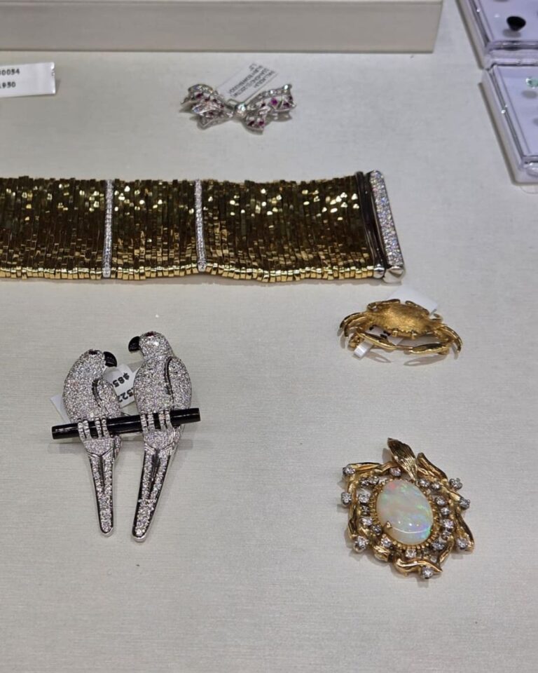 variety of estate jewelry pieces