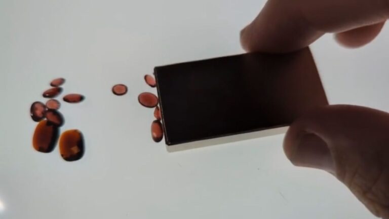 Garnet being attracted to a strong magnet